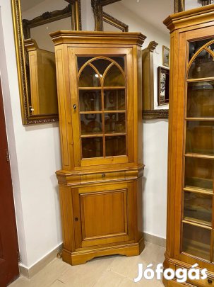 Elegáns sarokvitrin