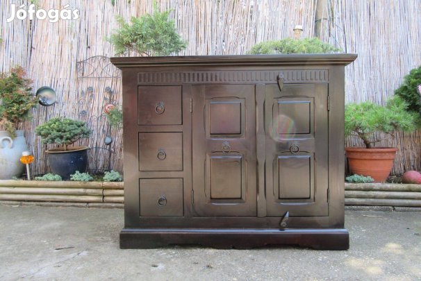 Elegáns teli fa komód - szekrény 105 cm széles