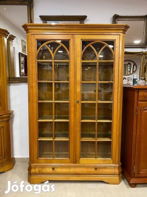Elegáns vitrines szekrény alul 2 fiókkal