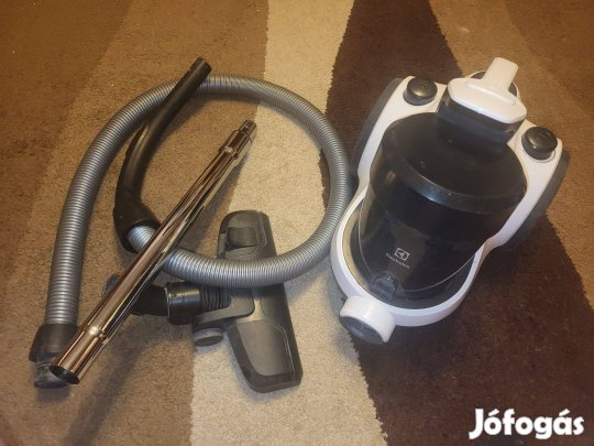 Elektrolux 750 wattos porzsák nélküli porszívó eladó