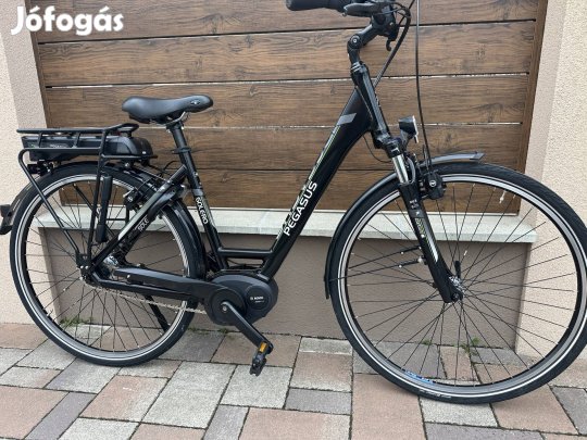 Elektromos City kerékpár. Bosch motor, újszerű áll. 1680 km futott
