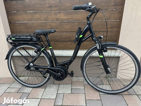 Elektromos City kerékpár. Bosch motor, újszerű áll. 1314km futott