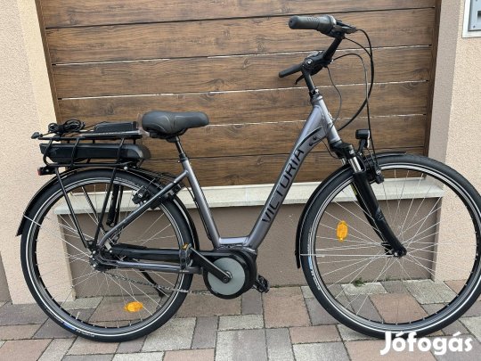 Elektromos City kerékpár . Bosch motor, újszerű áll. 