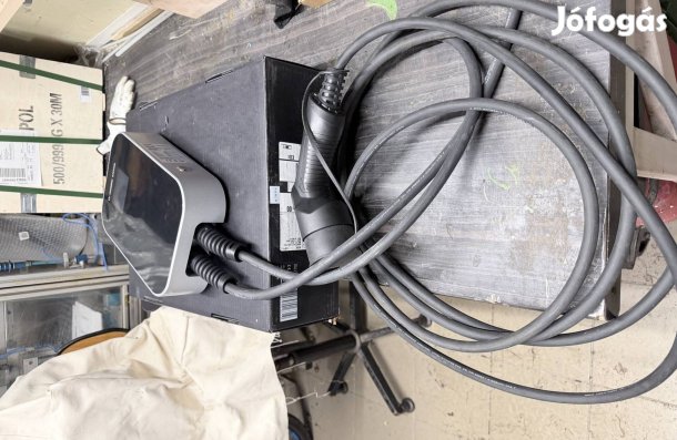 Elektromos autó töltő