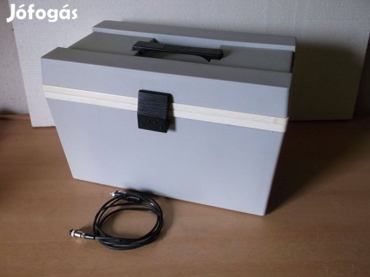 Elektromos autós 12V-os hűtőtáska