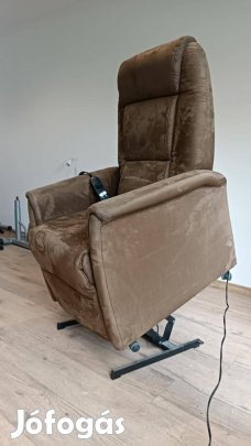 Elektromos felállást segítő fotel