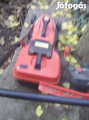 Elektromos fűnyíró gép eladó Hecht,1400W