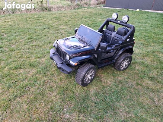 Elektromos gyerek autó Jeep Wrangler 4X4