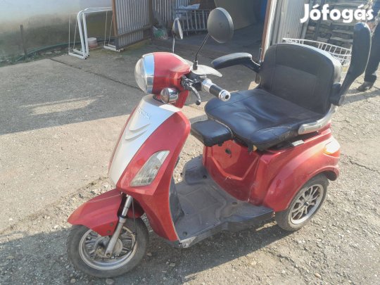 Elektromos három kerekű kerékpár