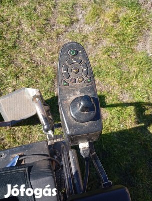 Elektromos kerekesszék 