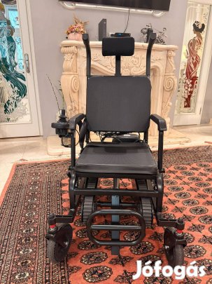 Elektromos kerekesszék és lépcsőjáró
