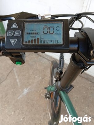 Elektromos kerékpár összecsukható.