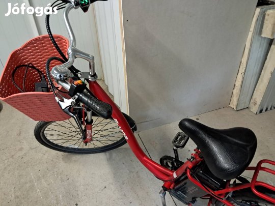 Elektromos kerékpár pedelec