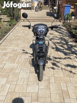 Elektromos kisrobogó