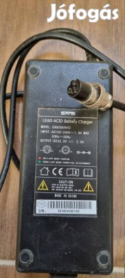 Elektromos quad 36v-os  töltő 