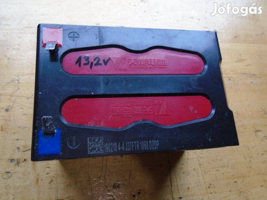 Elektromos robogó 1. akkumulátor 12 V