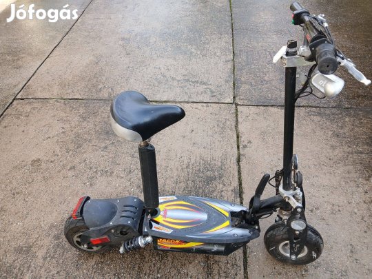 Elektromos roller 36V 500W tárcsafékes fél éves aksival kitűnő állapot