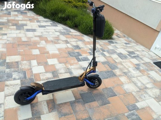 Elektromos roller, Kaabo Mantis 10