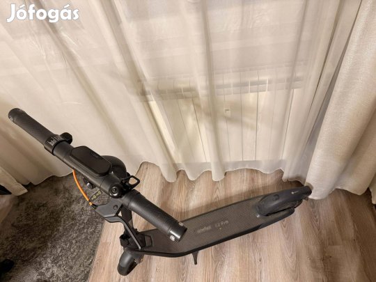 Elektromos roller eladó / Segway Ninebot Kickscooter E2 Pro