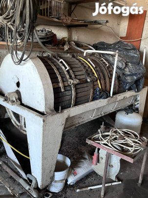 Elektromos szőlőprés