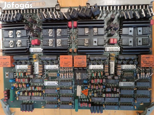 Elektronika panel alkatrésznek