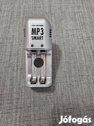 Elemtöltő AAA és AA mérethez