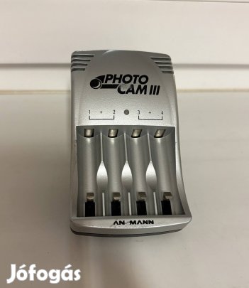 Elemtöltő AA/AAA újratölthető elemekhez