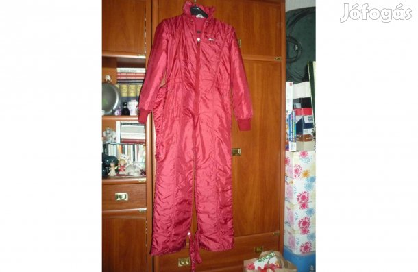Elesse bélelt overal övvel kapucnival 38-as méret