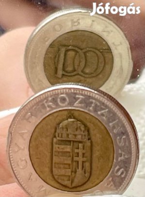 Elfordult hibás 100 forintos érme