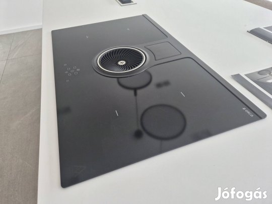 Elica Nikolatesla 83 cm páraelszívóval integrált prémium főzőlap