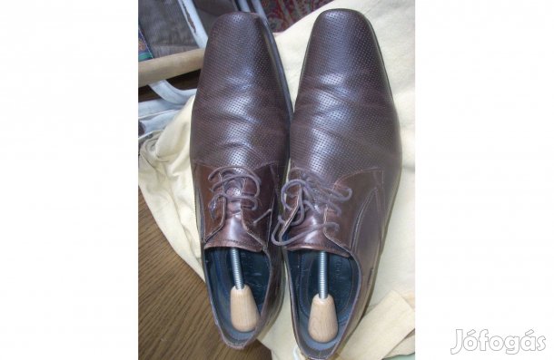 Elit Bugatti-márkás tiszta bőr cipő 44