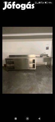 Előkészítő asztal