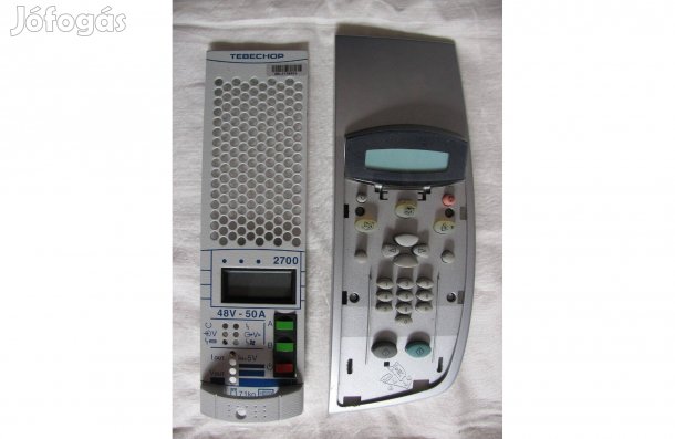 Előlapok kijelzőkkel, nyomógombokkal ,2db