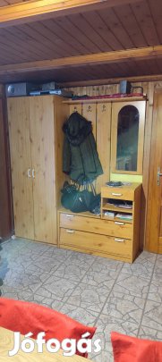 Előszoba bútor 