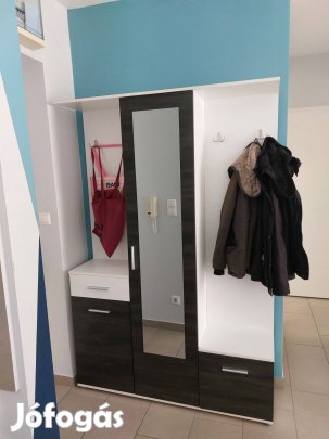Előszoba szekrény