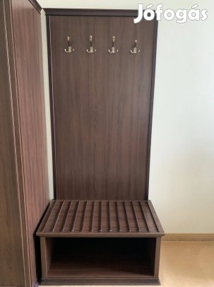 Előszoba szekrény