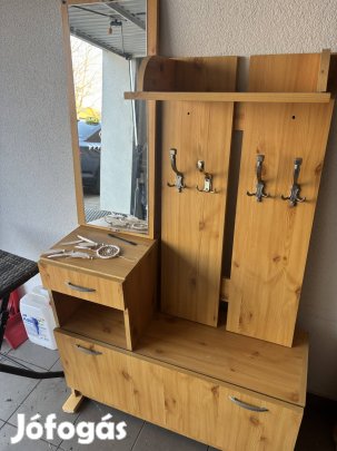 Előszoba szekrény elado