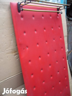 Előszobafal piros retró műbőrös, kalaptartóval, falvédő eladó