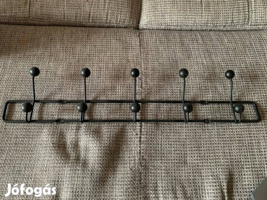 Előszobai kabátakasztó