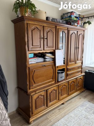 Előszobaszekrény valódi Fabútor