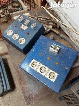 Elosztó doboz (2db)