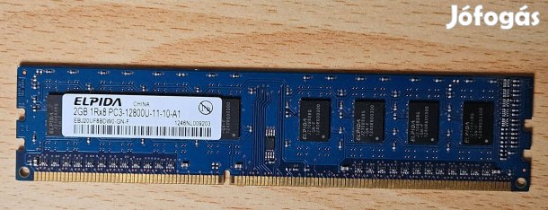 Elpida 2GB DDR3 1600MHz memória