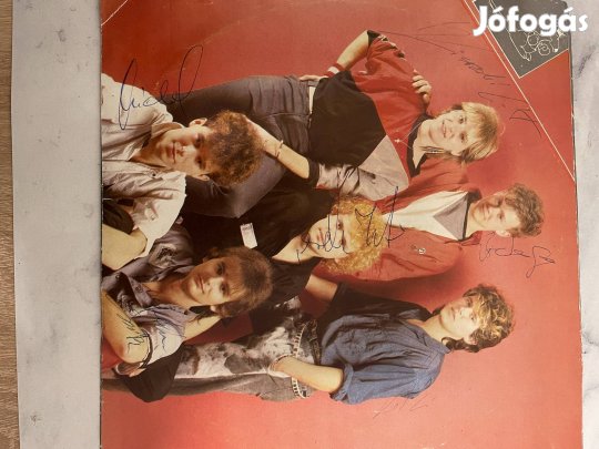 Első Emelet dedikált kislemez eladó