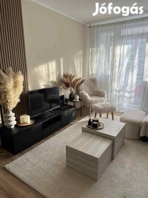 Első emeleti lakás Pakson