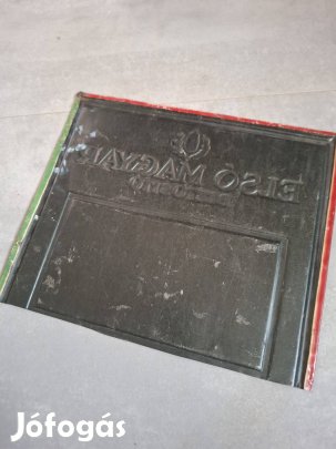 Elsö magyar Biztosító tábla