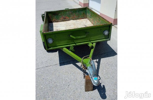 Első tulaj Lisz 300 utánfutó friss műszakival eladó !