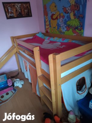 Emeletes ágy, csúszdával, tölgyfa