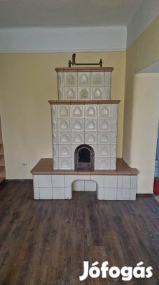 Emeletes cserépkályha eladó
