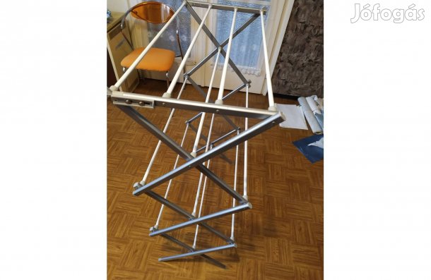 Emeletes ruhaszárító