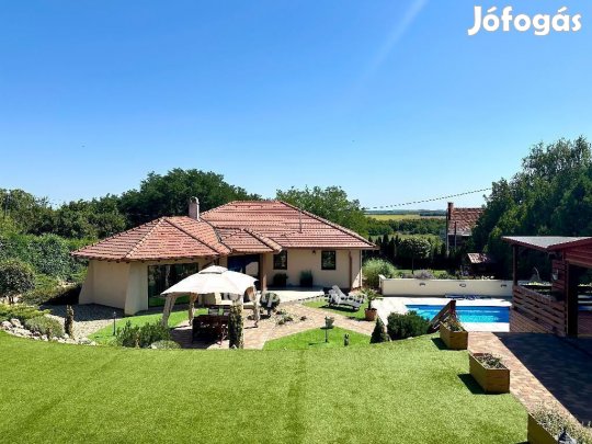 Emődi eladó 140 nm-es ház